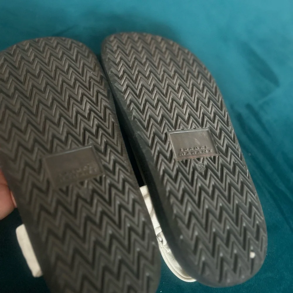 Isabel Marant White Sandals - Picture 2 of 8